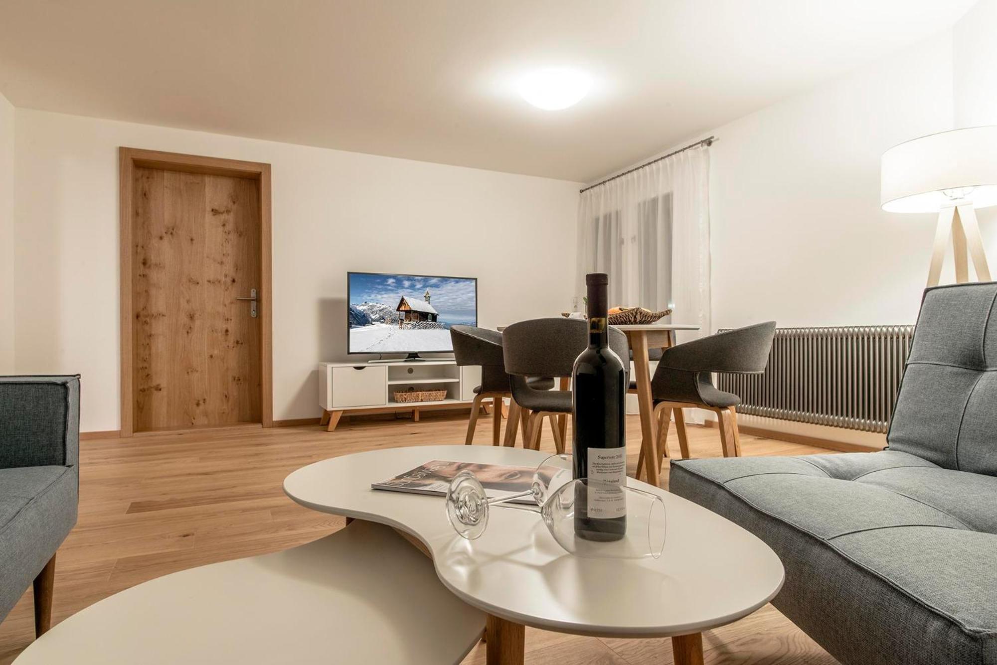Haus Kapell Apartment Schruns ภายนอก รูปภาพ